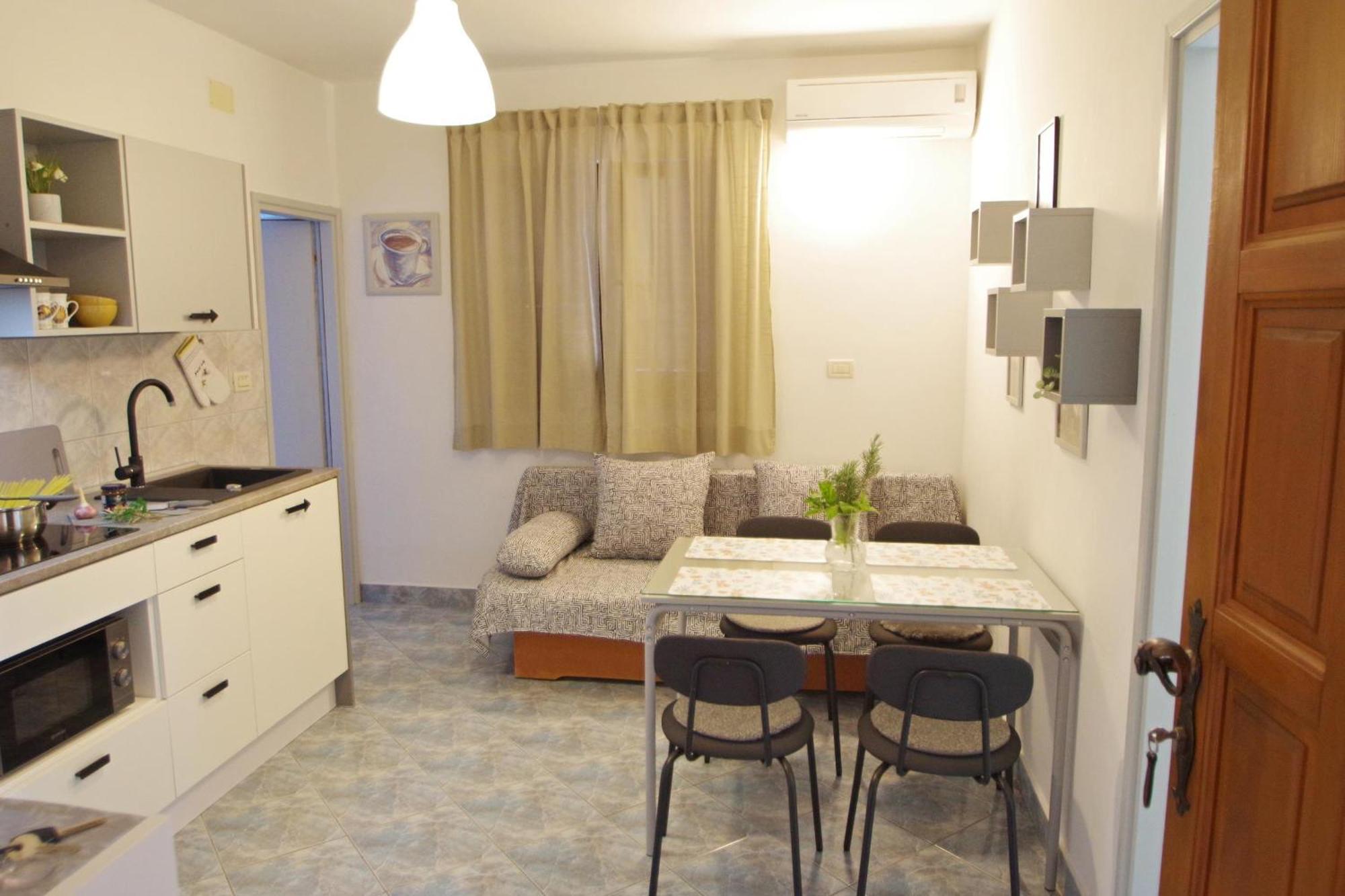 Aparments Orange&Blue Appartement Fažana Buitenkant foto